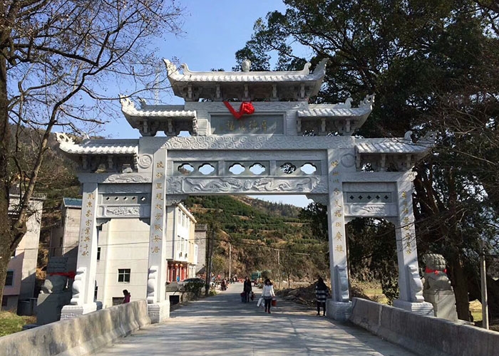 石雕牌楼