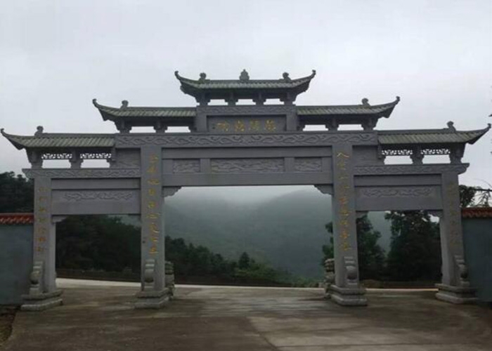 石雕牌楼