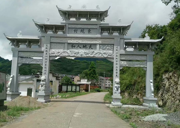 石雕牌楼