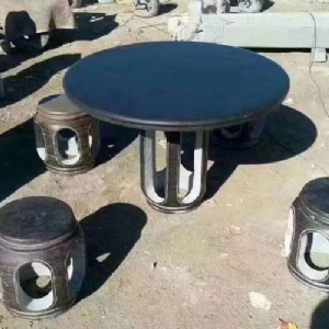 石桌石凳