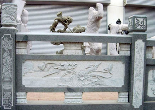 石栏杆