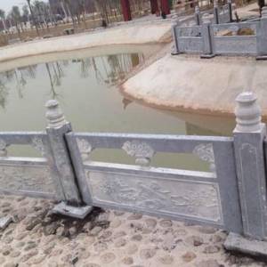石栏杆