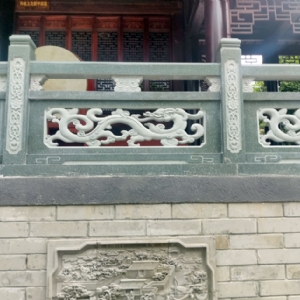 石栏杆