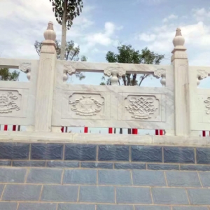 石栏杆