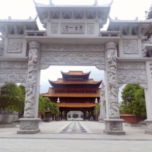 石牌楼